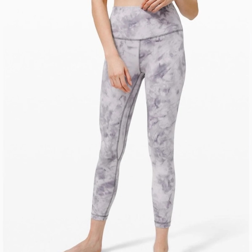 NWT Lululemon Align Leggings!